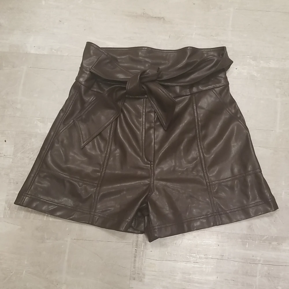 💕JONATHAN SIMKHAI💕 Mari Vegan Leather Tie Shorts Chocolate Dark Brown 10 NWT - Picture 7 of 12